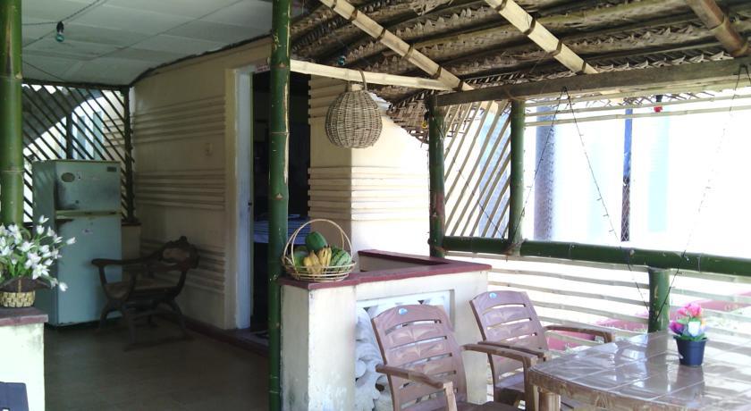 Hotel Yoho Mango House à Negombo Chambre photo