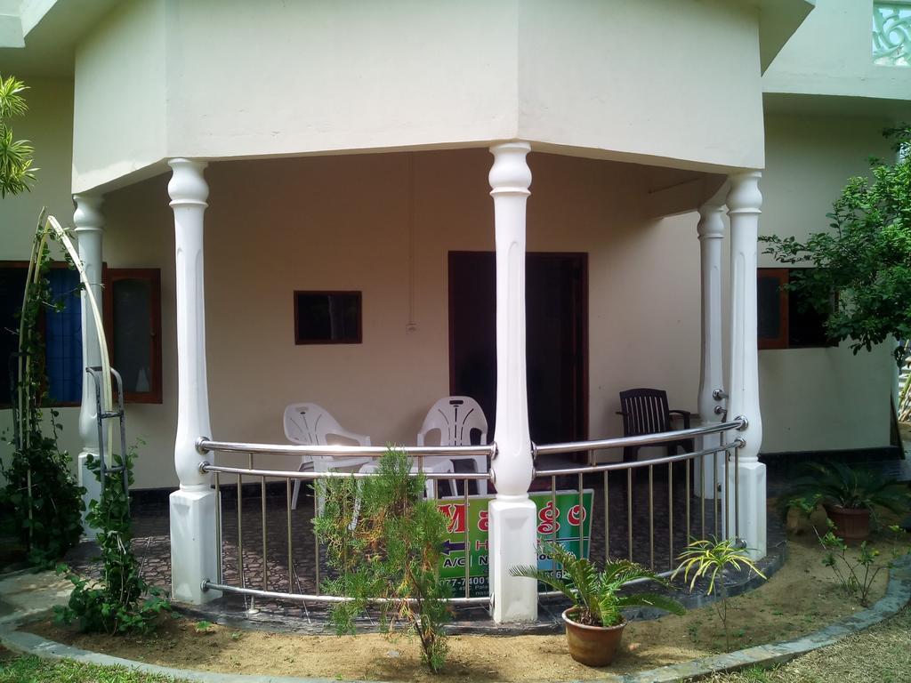 Hotel Yoho Mango House à Negombo Extérieur photo