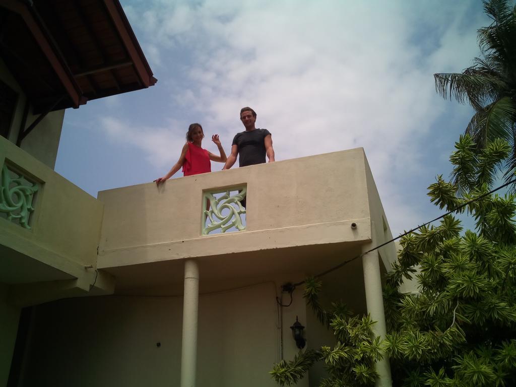 Hotel Yoho Mango House à Negombo Extérieur photo