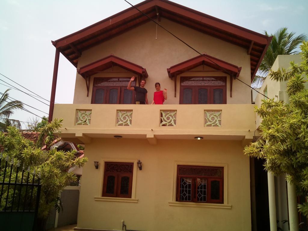 Hotel Yoho Mango House à Negombo Extérieur photo