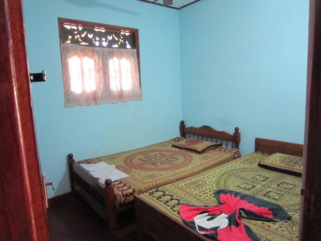 Hotel Yoho Mango House à Negombo Extérieur photo